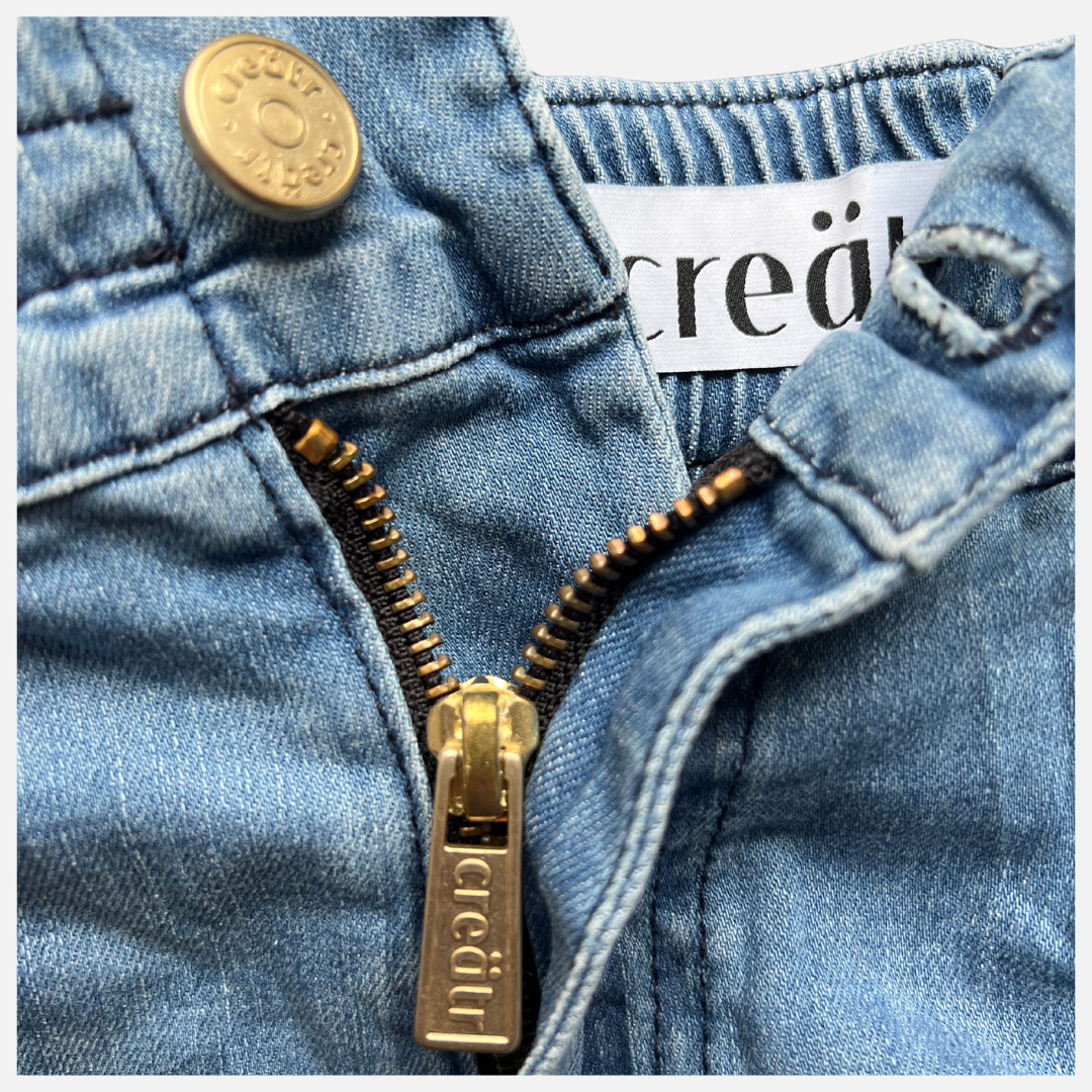 Reisverschluss CloseUp von der creätr Jeans